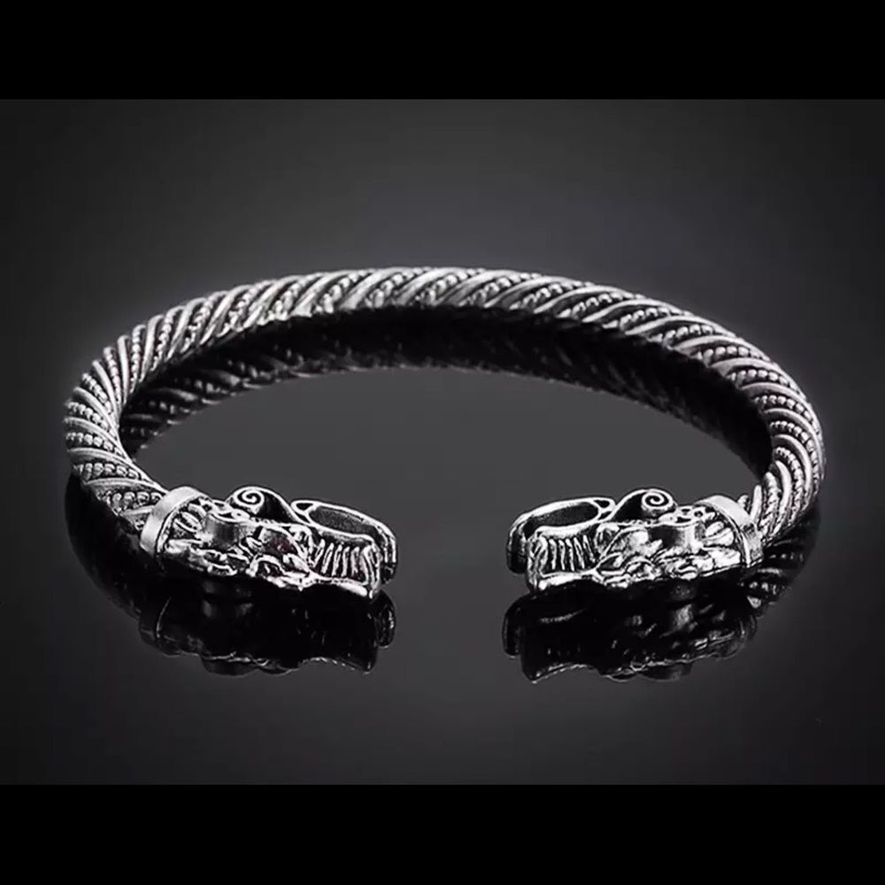 ‎VINTAGE DRAGON HEAD CUFF BRACELET